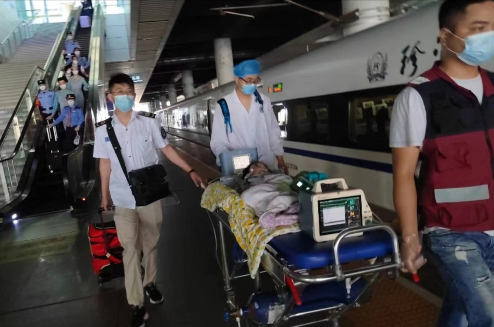 梓潼县高铁转运公司