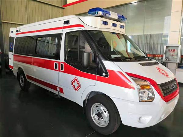 梓潼县福特V362救护车